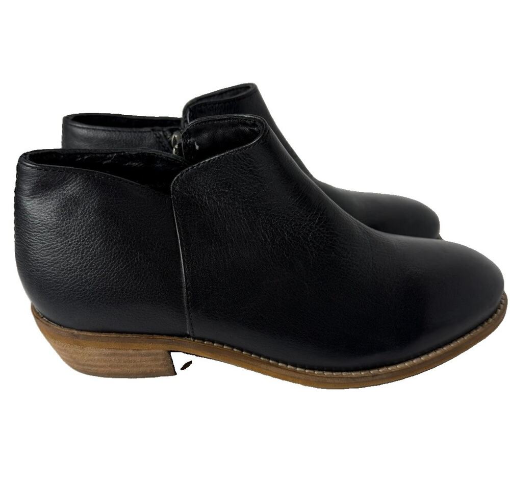 SoftWalk Rocklin Women’s 6.5 M Black Leather Ankle Boots Side Zip Comfort